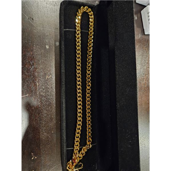 14K gold plated 7.5mm Cuban link necklace