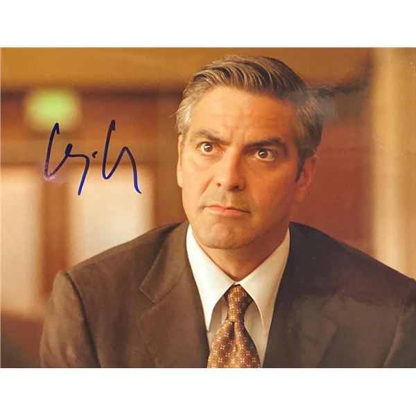 George Clooney Signed Photo. GFA Authenticated