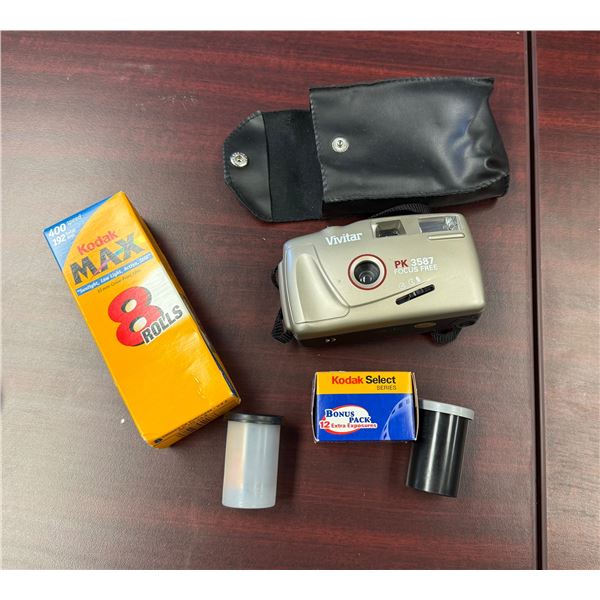VIVITAR 35mm CAMARA WITH FILM