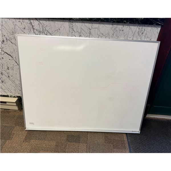 WHITE BOARD