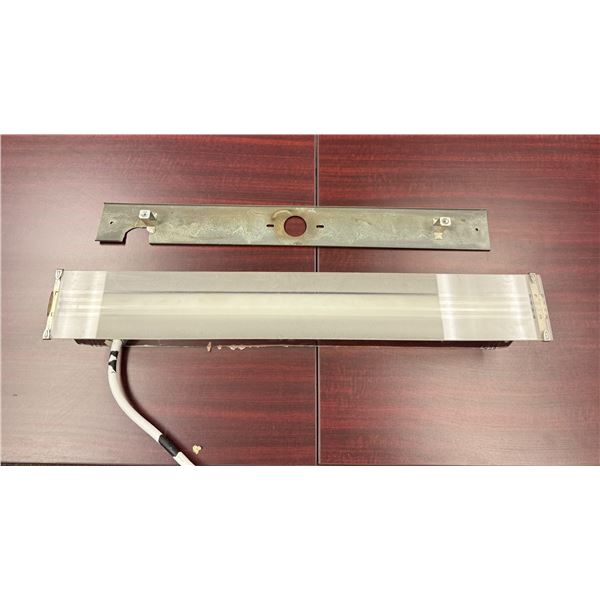 VINTAGE FLUORESCENT WALL LIGHT, ELECTRIC