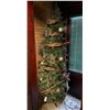 Image 1 : DECORATED ARTIFICIAL CHRISTMAS TREE