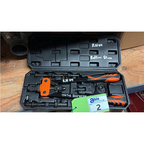 HARDELL RIVETER IN CASE