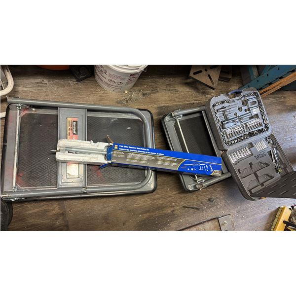 GROUP LOT 2 X HURRICANE PLATFORM CARTS, INCOMPLETE SOCKET SET, POWER-FIST 9 PC DENT PULLER KIT