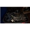 Image 3 : 2 LARGE BOXES HEAVY DUTY AND ASST CASTORS AND BRACKETS /LOCKS