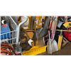 Image 1 : GROUP LOT 8 ASST SHOVELS AND A GARBAGE GRABBER