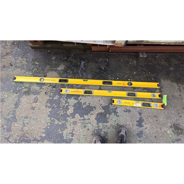 GROUP OF 3 STANLEY LEVELS, 6, 4, 2'