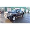 Image 1 : 2022 GMC SIERRA DENALI, 4DR CREW CAB PU, GREY, VIN 1GT49WEY4NF110563,