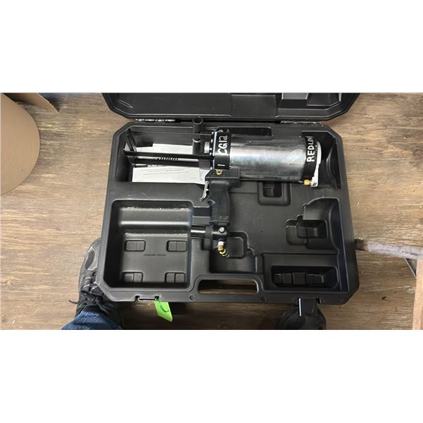 ALBION 2 PART EPOXY DISPENSING GUN. PNEUMATIC AT400