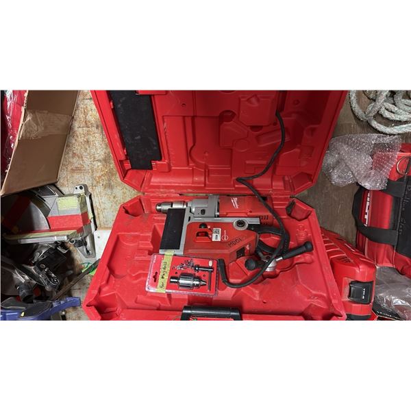 MILWAUKEE ELECTROMAGNETIC 1/2" DRILL PRESS. 4272-21