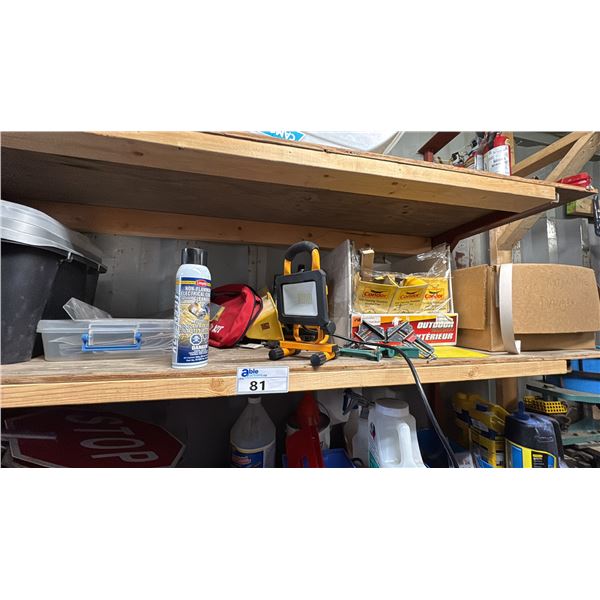 GROUP LOT. CONTENTS OF 5 SHELVES.