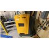Image 3 : KAESER SIGMA 7.5C AIRTOWER ROTARY SCREW COMPRESSOR WITH BUILT IN DRYER. 230V SINGLE PHASE.