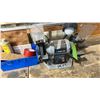 Image 1 : DELTA BENCH GRINDER WITH LIGHT. MODEL 2007 26-XL