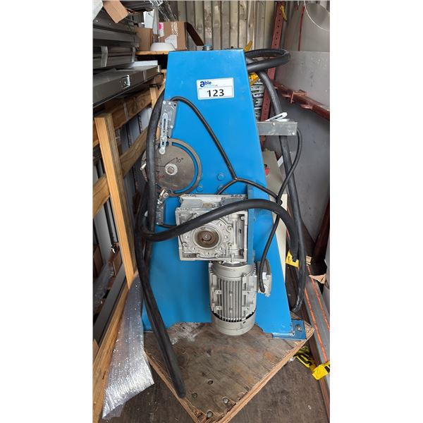 LONGBOW 10' ELECTRIC BRAKE INC MOVING CARTS