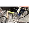 Image 4 : GROUP LOT OF 8 ROLLING/RUN OFF SUPPORTS