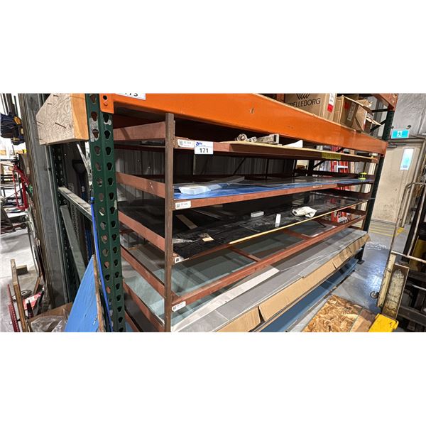 METAL RACK WITH APPROX 15X 4'X10' METAL SHEETS APPROX 16 GAUGE VARIOUS COLORS