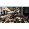 Image 3 : SHELF LOT OF 24' ALUMINUM EXTRUSIONS