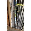 Image 10 : LARGE GROUP OF ALUMINUM EXTRUSIONS LEANING ON WALL IN BAY 1. INC WALL DIVIDING HARDWARE WHICH