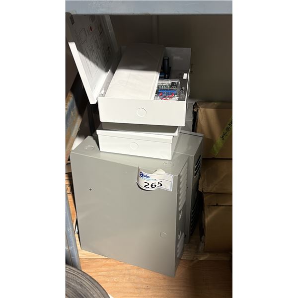 6 SMALL ELECTRIC BOXES