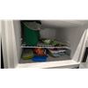 Image 3 : 30" INSIGNIA STAINLESS FRIDGE 66" HIGH. WITH SOME CONTENTS