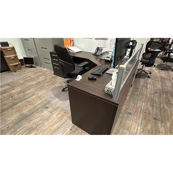 2 L SHAPED DESKS 66"X66" WITH PEDESTAL DRAWERS, ONE TASK CHAIR, NO CONTENTS