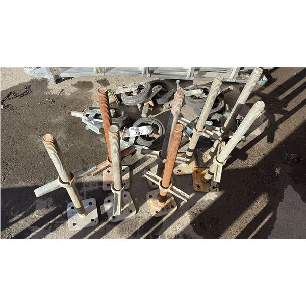 GROUP OF 8 SCAFFOLD LOCKING WHEELS AND 8 SCAFFOLD SCREW JACKS