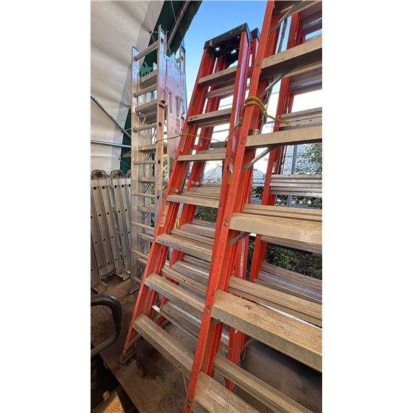 8' ALLRIGHT FIBERGLASS STEP LADDER