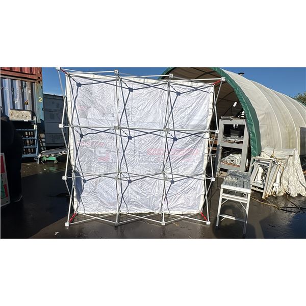 POP UP TRADE SHOW DISPLAY. 7'6" X 7'6" WITH LIGHTS AND CARRY BAG