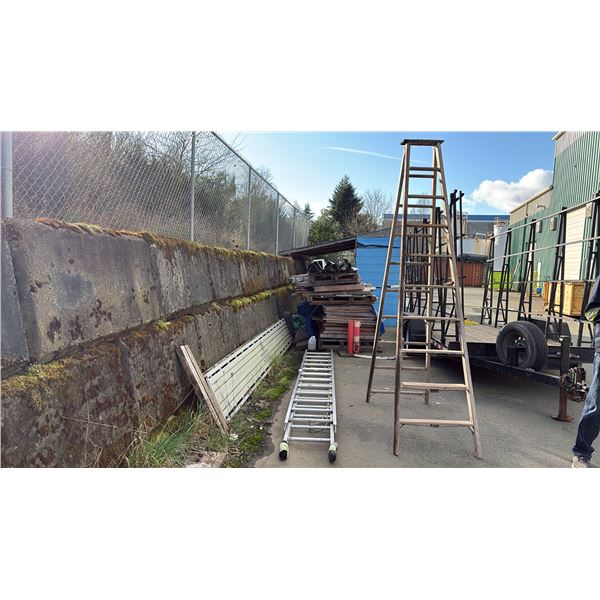 2 LADDERS. 10' WOOD STEP LADDER, 24' ALUMINUM EXTENSION