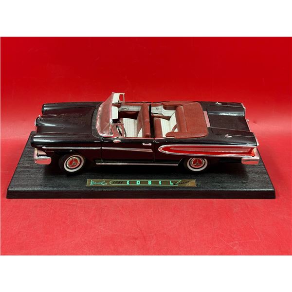Road Legends 1958 Edsel Citation Diecast Model