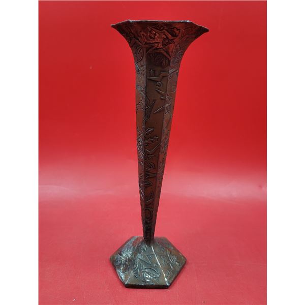 VTG Trumpet Vase