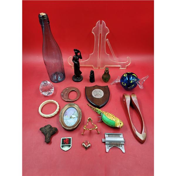 VTG Smalls Lot w/ Art Glass, Glass Bottle, Mini Painting, & More