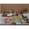 Image 1 : Assorted Christmas Decorations