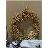 Image 6 : Assorted Christmas Decorations