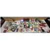 Image 1 : Assorted Christmas Decorations