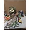 Image 6 : Assorted Christmas Decorations