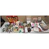 Image 1 : Assorted Christmas Decorations