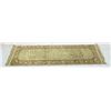 Image 1 : Vintage Cute Size Table Runner