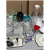Image 4 : Household Items (Many Vintage): Pyrex, Food Processor, Cordless Telephone, & More
