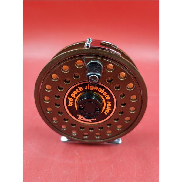 Vintage Zebco Ted Pack Signature Series Fishing Reel