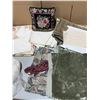 Image 6 : Vintage Linens & Needlepoint Pillow