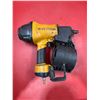 Image 2 : Bostitch Nail Gun