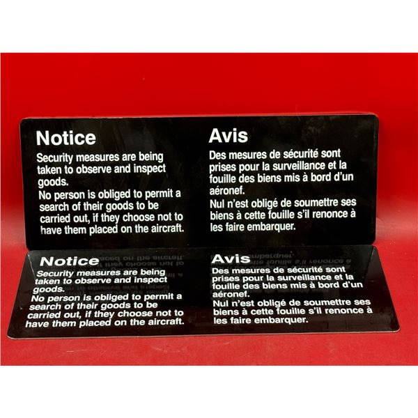 2 Avis Bi-Lingual Notice Signs