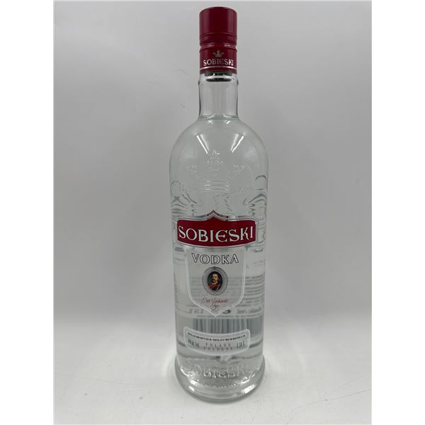 Sealed Bottle : Sobieski Vodka 1.14L 40%