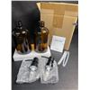 Image 2 : 2-Pack of Amber Glass Soap Dispensers with Pumps (17oz) - New