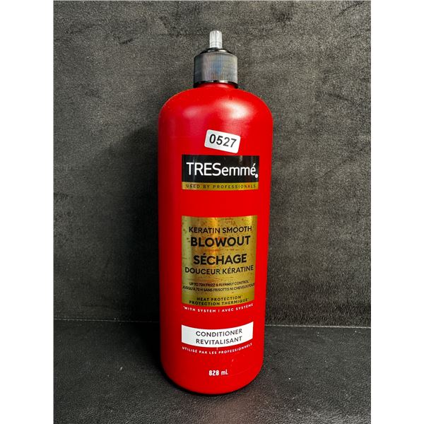 TREsemme Keratin Smooth BLOWOUT Heat Protection Conditioner (828ml) - New (*Broken Nozzle)
