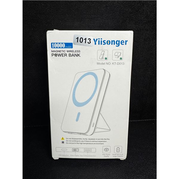 Yiisonger 10,000mAh Magnetic Wireless Powerbank - Navy Blue - New