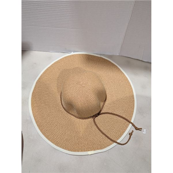 Wide Brim Hat - 10 KHAKI