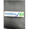 Image 3 : Sensodyne Fresh Mint Toothpaste 100 mL Tubes – Set of 4