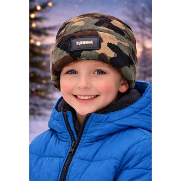 Billie’s Kollection LED Toque with Cat Ears and Embellishments for Kids/Youth